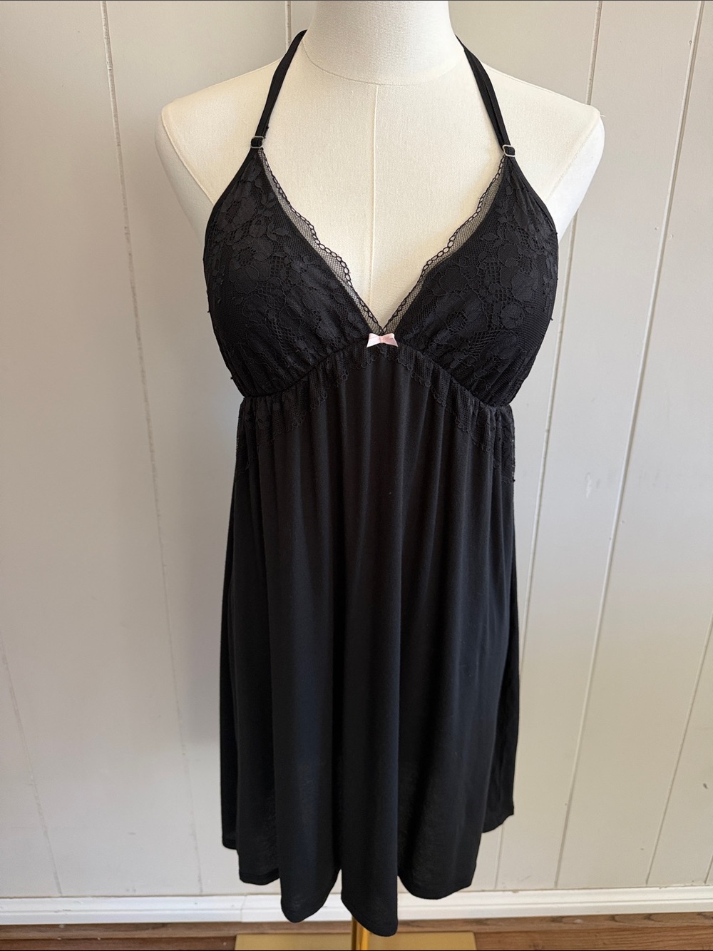 Victoria's Secret Black Lace Halter Chemise Dress Nightgown Size Large Romantic